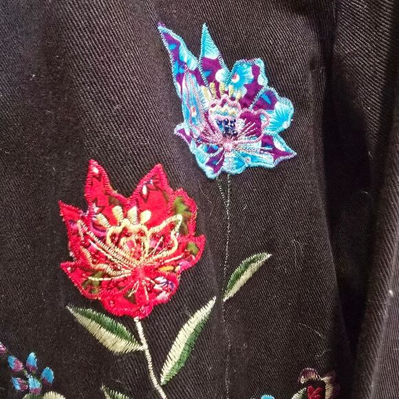 White Stag Black Jean Jacket with Floral Embroidery - Picture 4 of 4